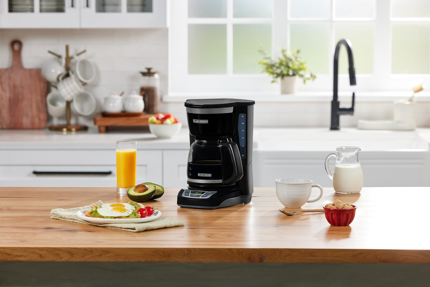 BLACK+DECKER 12-Cup Digital Coffee Maker