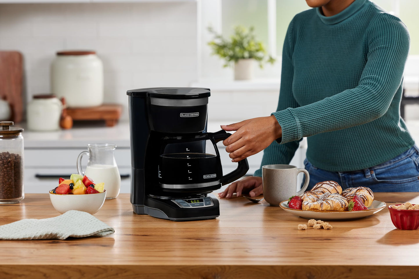 BLACK+DECKER 12-Cup Digital Coffee Maker